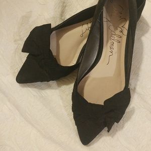Pointed toe flats